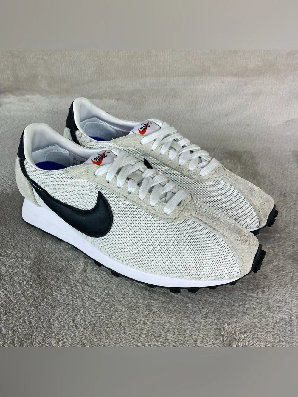 Nike LD-1000 HF3227-100 Womens Size 10 Summit White Running Shoes Athletic NEW‎